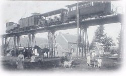 Train sur viaduc